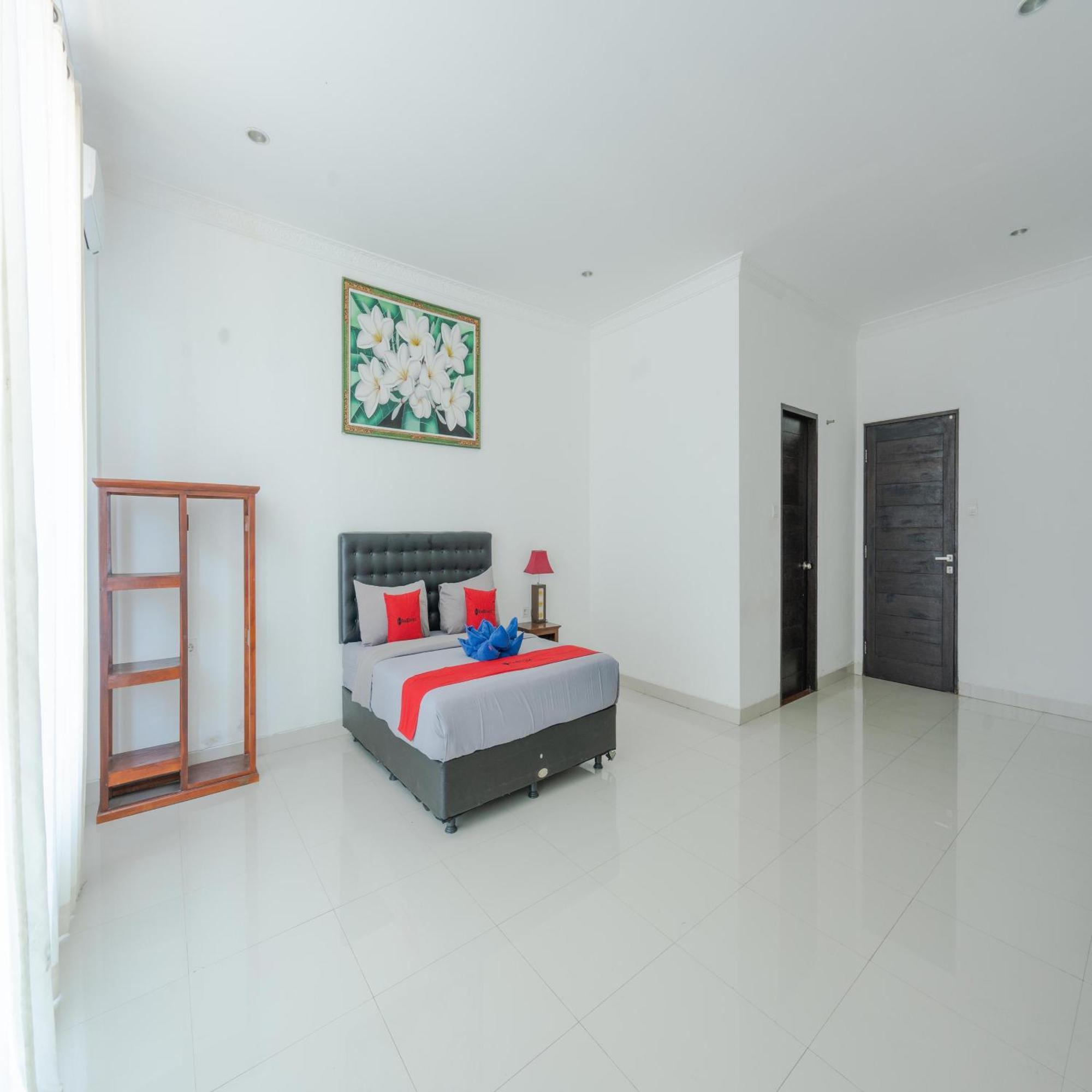 Reddoorz @ Uluwatu Suites Extérieur photo
