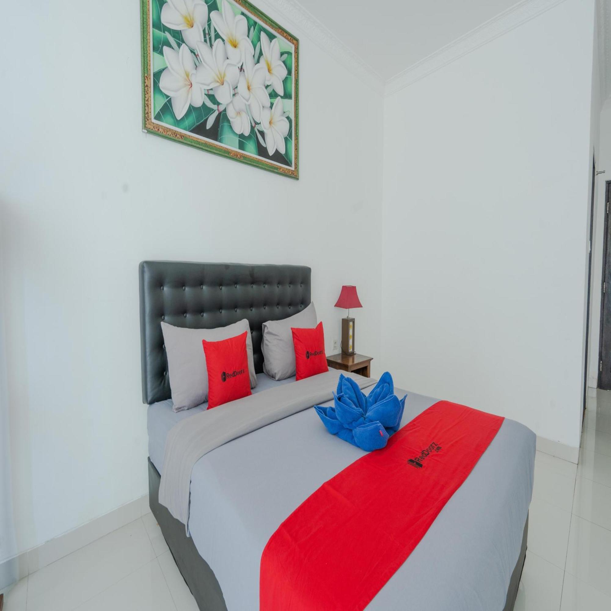 Reddoorz @ Uluwatu Suites Extérieur photo