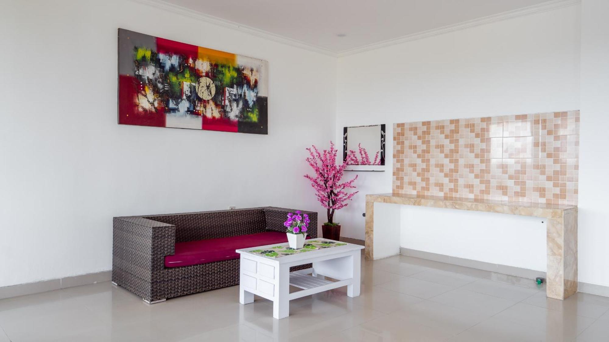 Reddoorz @ Uluwatu Suites Extérieur photo