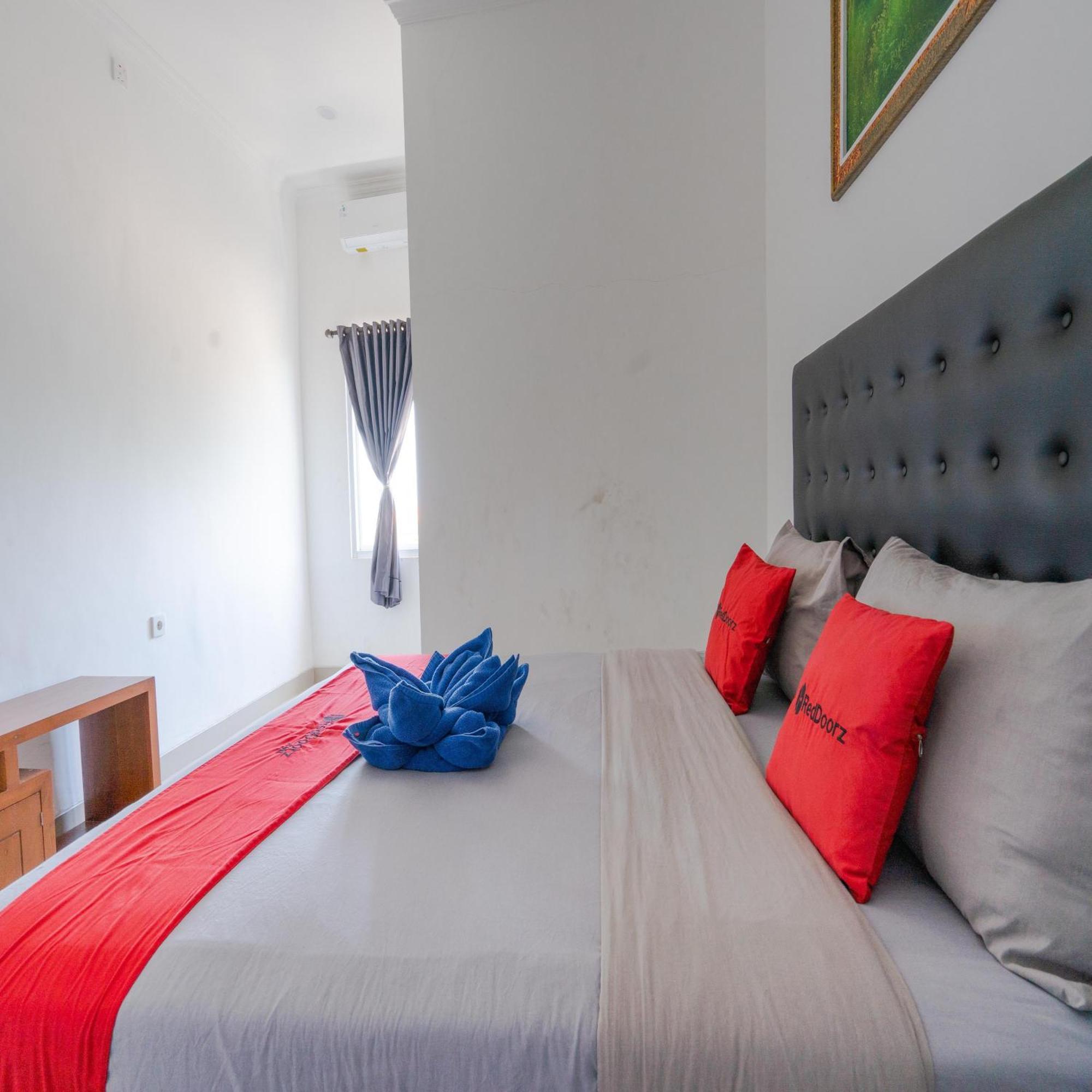 Reddoorz @ Uluwatu Suites Extérieur photo
